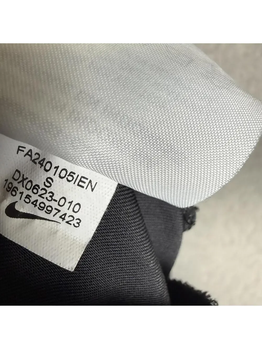 Nike Men's Size Small Black Ankle Length Jogger Pants Drawstring Athleisure